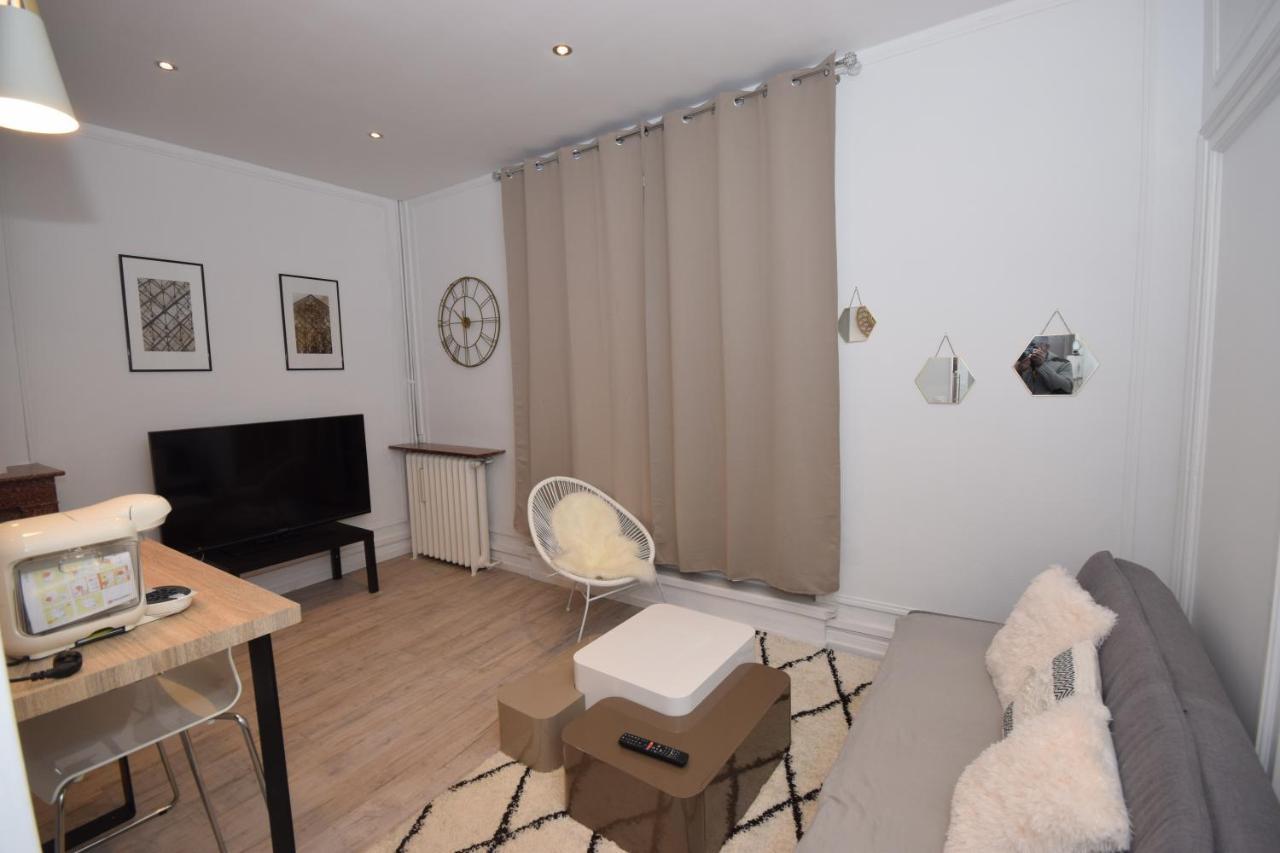 Chic Appart Design - Hyper Centre - Tramway - Free Wifi - Lerelaisdodile12 瓦朗西纳 外观 照片