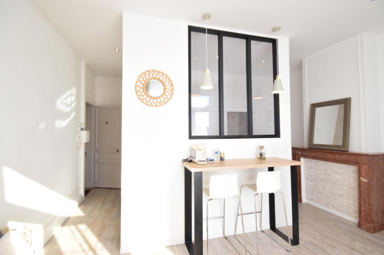 Chic Appart Design - Hyper Centre - Tramway - Free Wifi - Lerelaisdodile12 瓦朗西纳 外观 照片