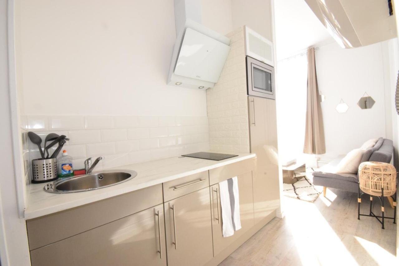 Chic Appart Design - Hyper Centre - Tramway - Free Wifi - Lerelaisdodile12 瓦朗西纳 外观 照片
